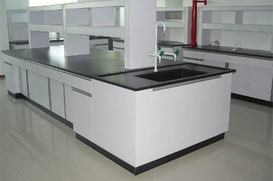 實(shí)驗(yàn)臺(tái)